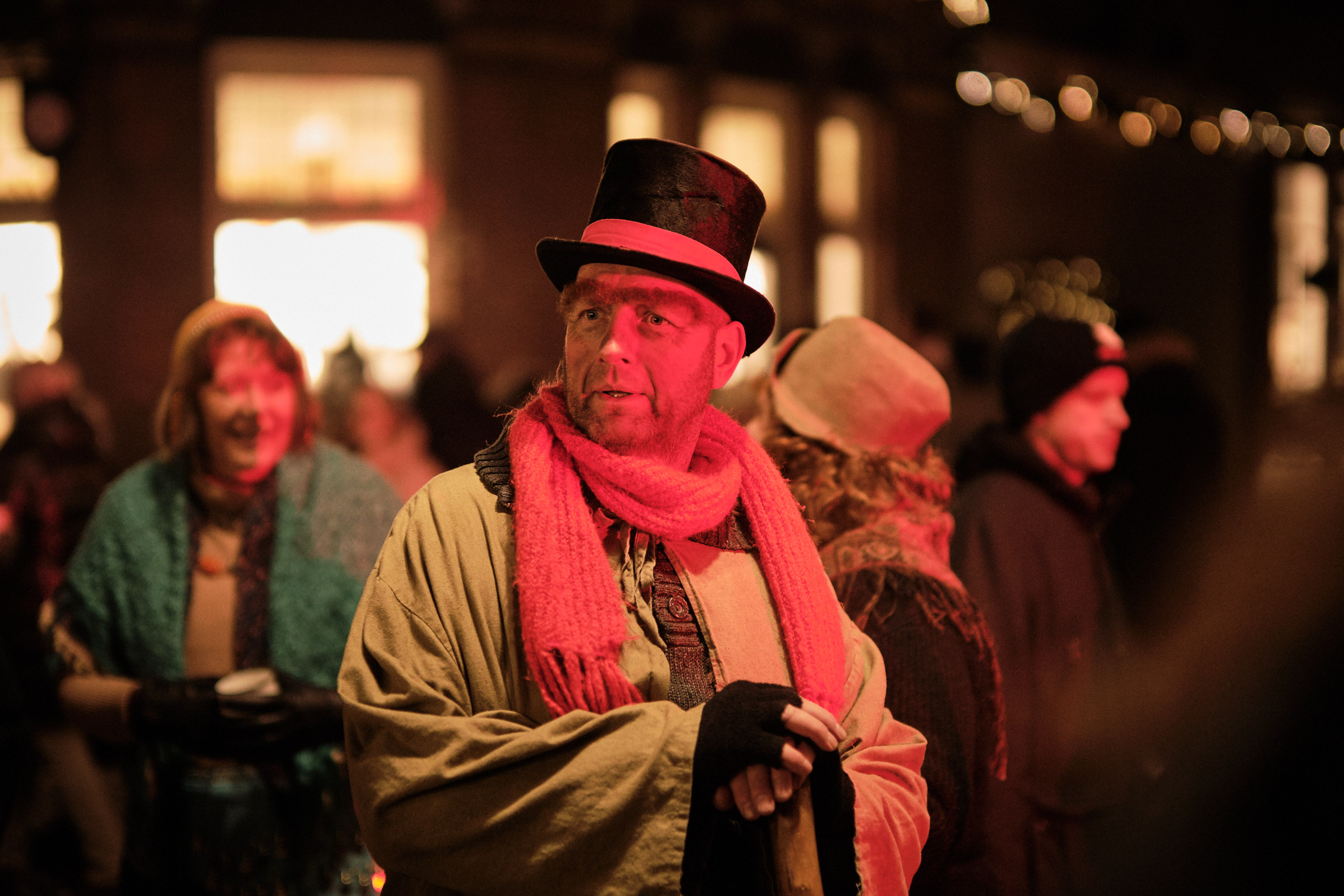 dickens festijn drunen portret man hoge hoed